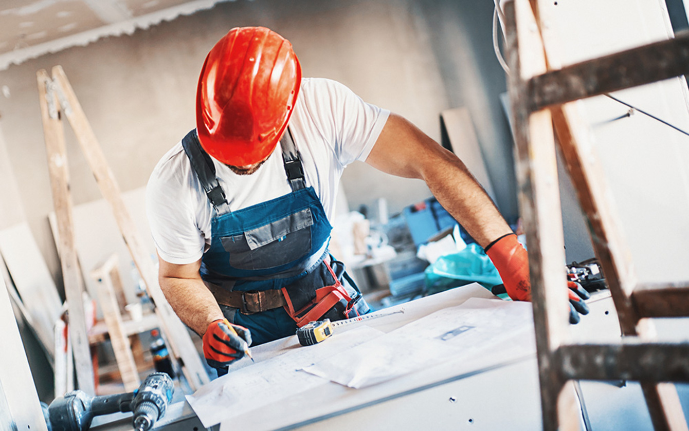 Planung bei Hofmann Elektrotechnik und Gebäudeservice in Neuhütten